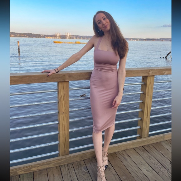 Revolve backless midi dress - Picture 6 of 11